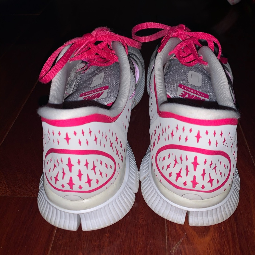 Nike Free Run 3 Gray & Pink Sneakers - Picture 5 of 8